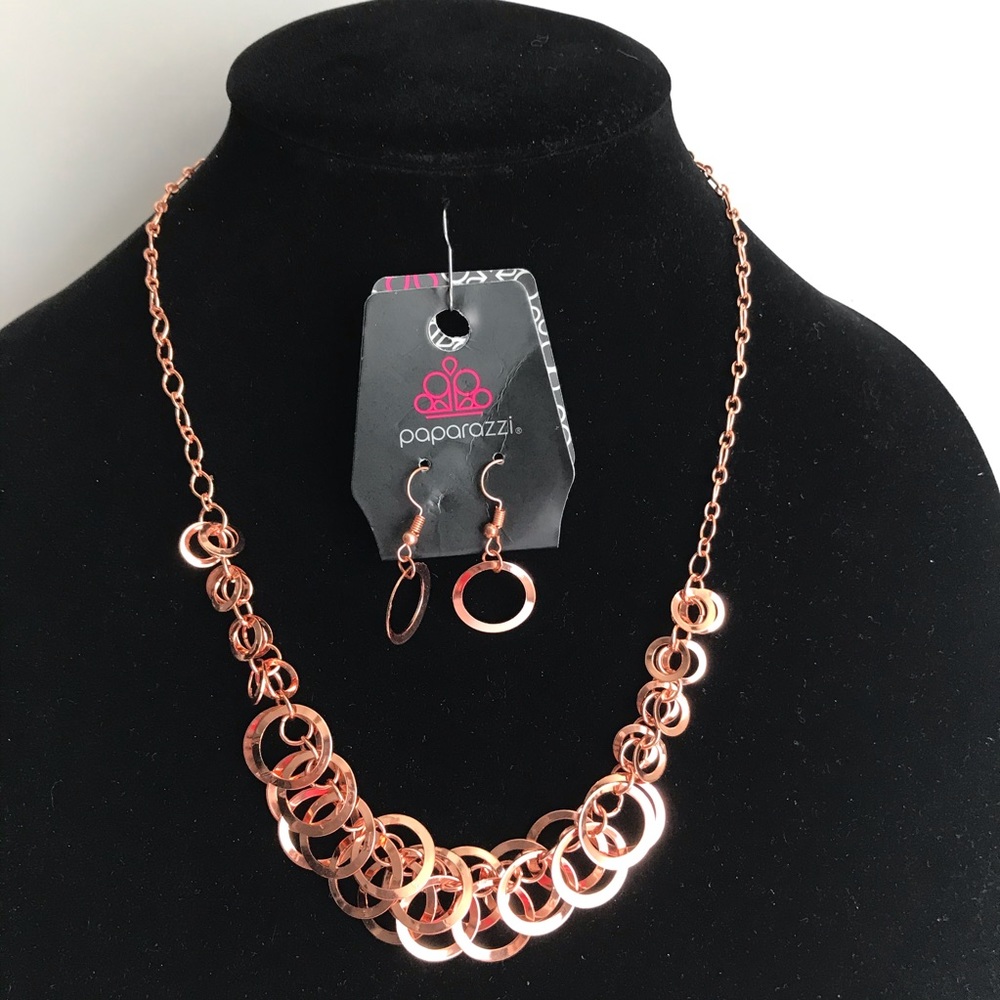Paparazzi Necklace with matching earrings-